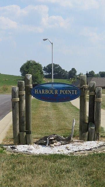 2nd image of 12 Harbour Lot Ln