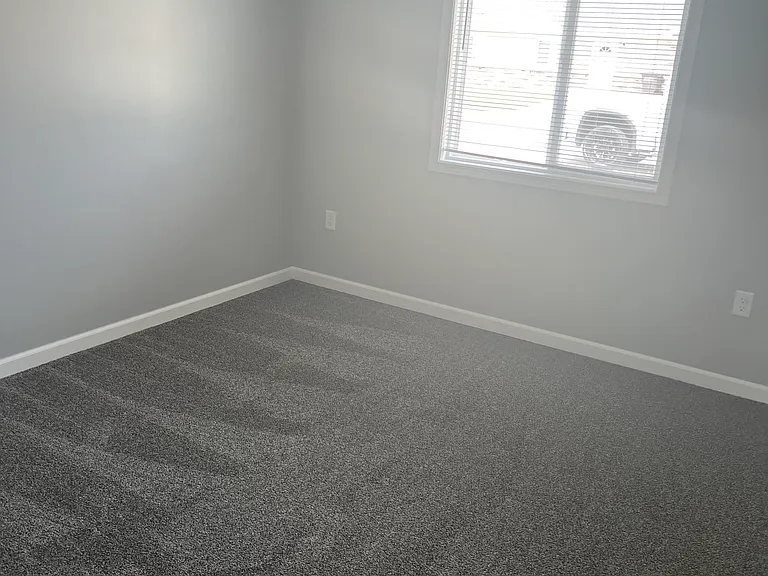 2421 W 18th St #4 — Photo 9