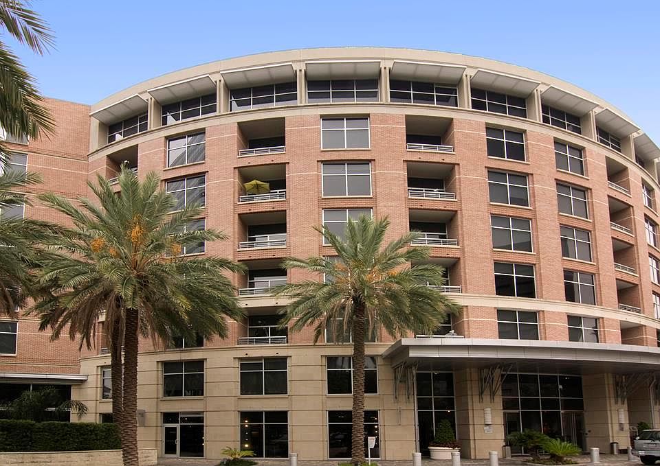 1st image of 1901 Post Oak Blvd APT 204