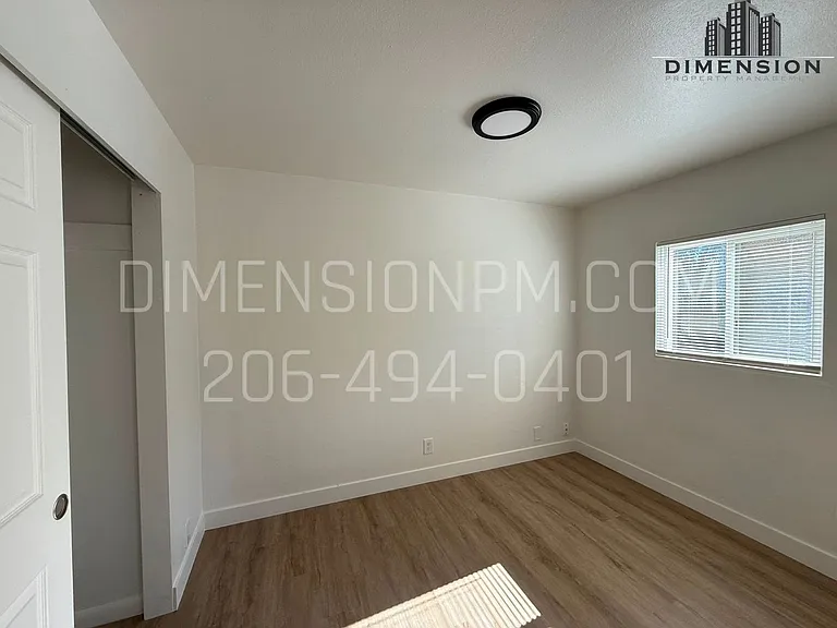 Skyway Apartments — Photo 14