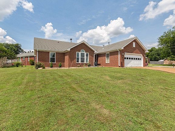 2nd image of 656 Woodburn Dr