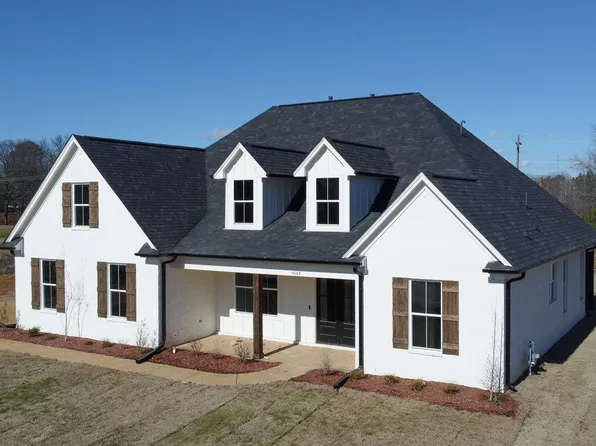 4064 Bakersfield Dr, Nesbit, MS 38651