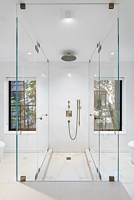 Sold by Compass | media 24