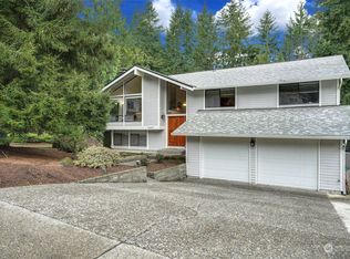10807 166th Pl NE, Redmond, WA 98052
