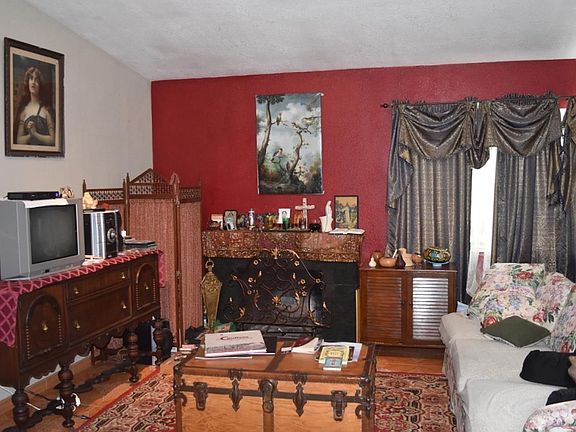 5th image of 1665 Tulane Ave