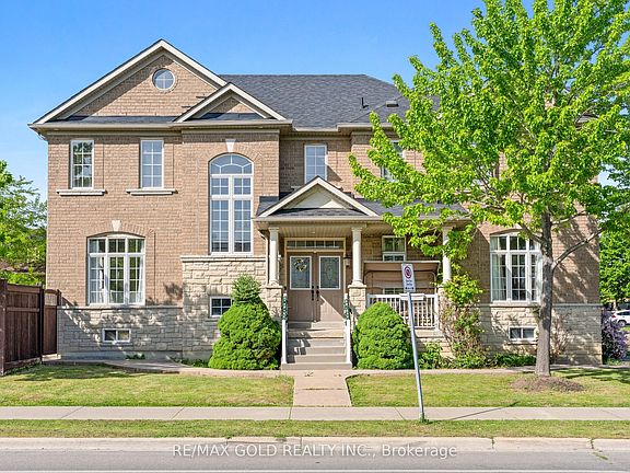 4th image of 261 Mountainash Rd