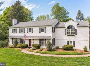 723 Monument Rd, Malvern, PA 19355