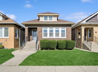 5628 W School St, Chicago, IL 60634
