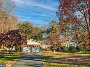 11074 Ellinger Dr, White Plains, MD 20695