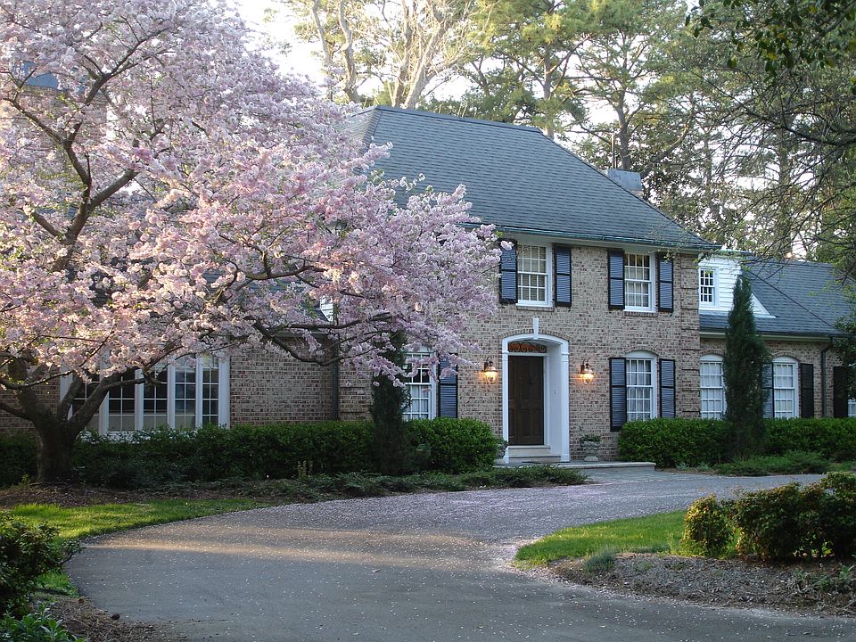 1st image of 7305 Barberry Ln