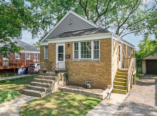 1010 E Evergreen St, Wheaton, IL 60187