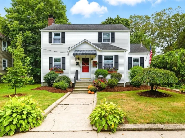 34 Warren Ave, Mansfield, MA 02048