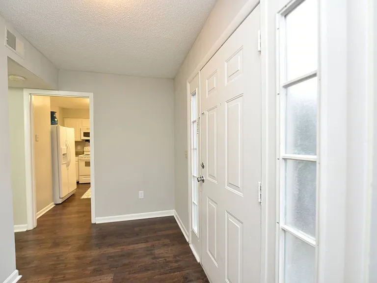 Foyer in 2 bedroom 2 bath Townhome