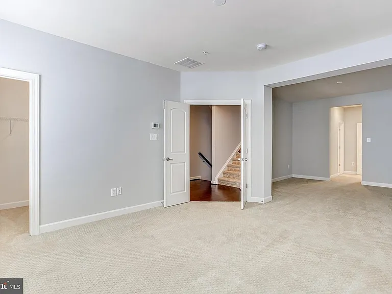 446 Whetstone Glen St — Photo 19