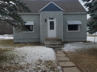 1013 Gary St, Calumet, MN 55716