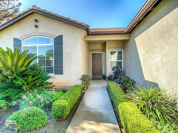 3rd image of 12501 Willowdale Dr