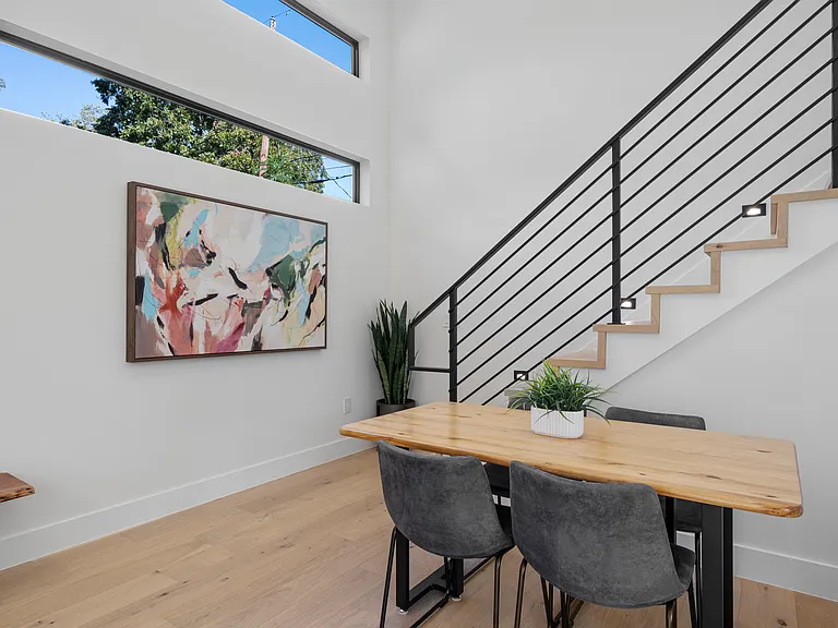 1100 Romeria Dr — Photo 15