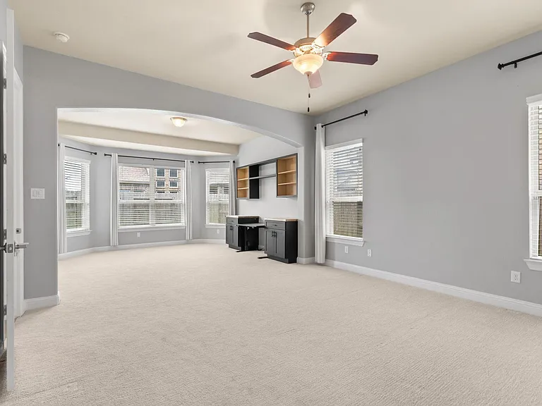 12426 Cumberland Dr — Photo 22