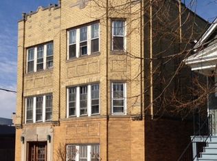 2046 W Berteau Ave APT 3, Chicago, IL