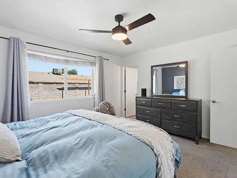 11610 N 41st Dr — Photo 26