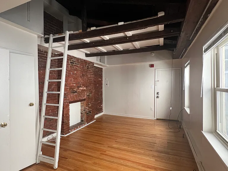 419 S 16th St #2R — Photo 2