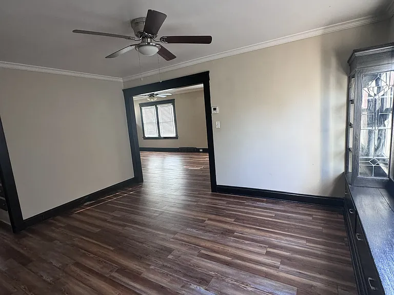 1215 Webb Rd — Photo 3