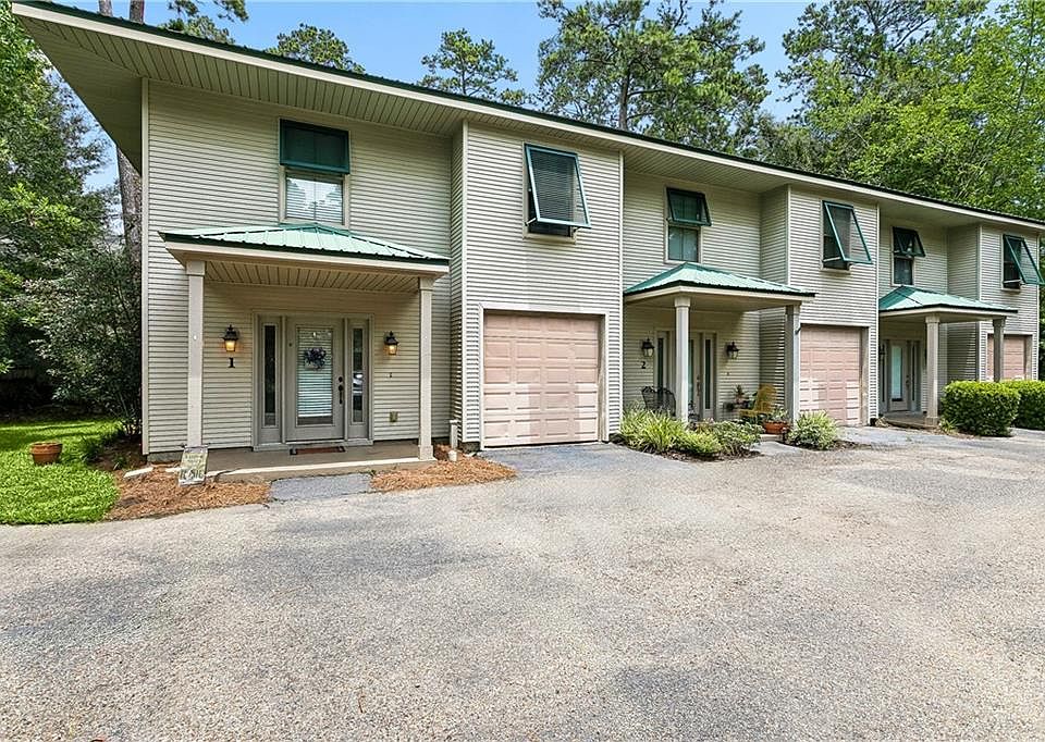 1st image of 590 Lotus Dr N APT 1