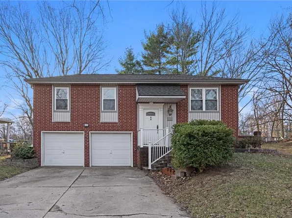 1208 NW Somerset Ct, Blue Springs, MO 64015