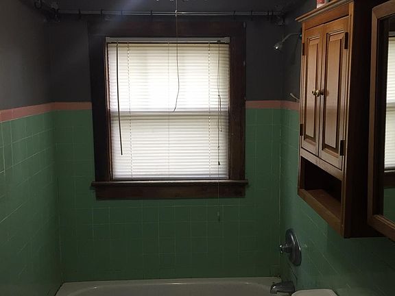 4th image of 338 County Road 579