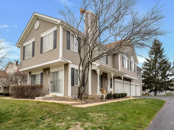 1312 Sandhurst Ln #1312, South Elgin, IL 60177