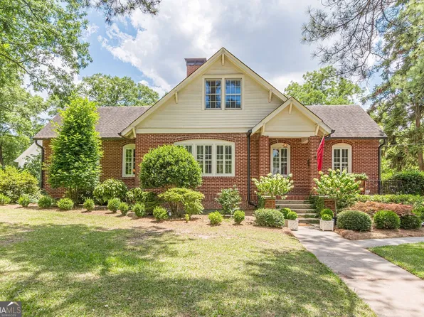 1878 Cambridge Ave, College Park, GA 30337