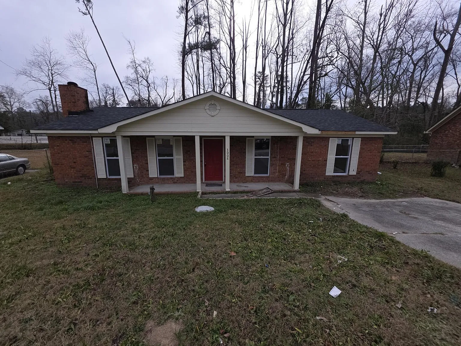 3 bed, 2.0 bath, 1350 sqft, $1,595 — Photo 1