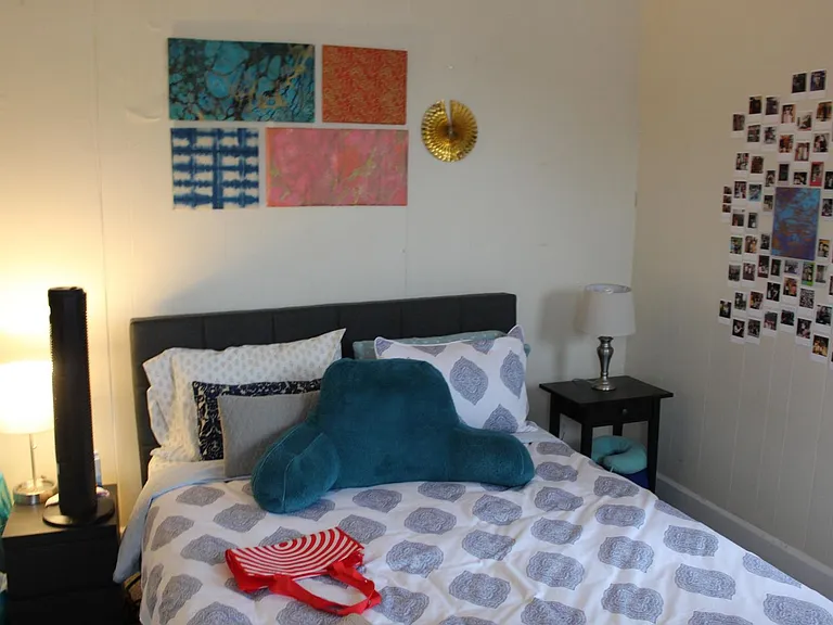 923 Beacon St #3 — Photo 4
