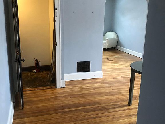 2nd image of 3750 Isabella Ave APT 3