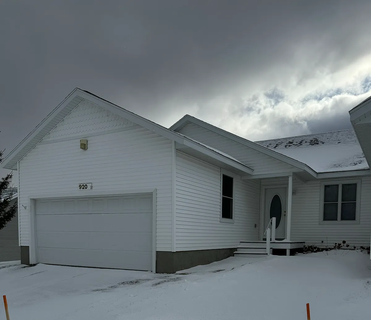 Building Photo - 905 Glen Haven Cir #2