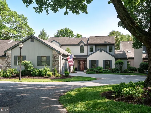 23 Deer Ford Dr, Lancaster, PA 17601