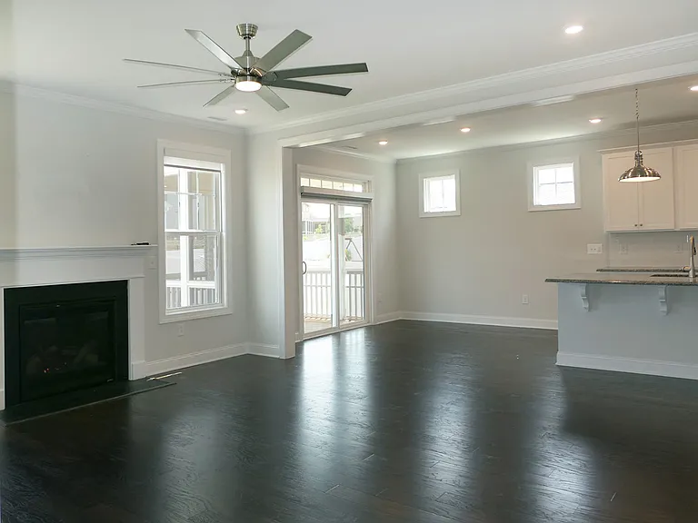 80 Two Creeks Loop — Photo 6