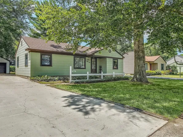 1845 Van Courtland Dr, Troy, MI 48083