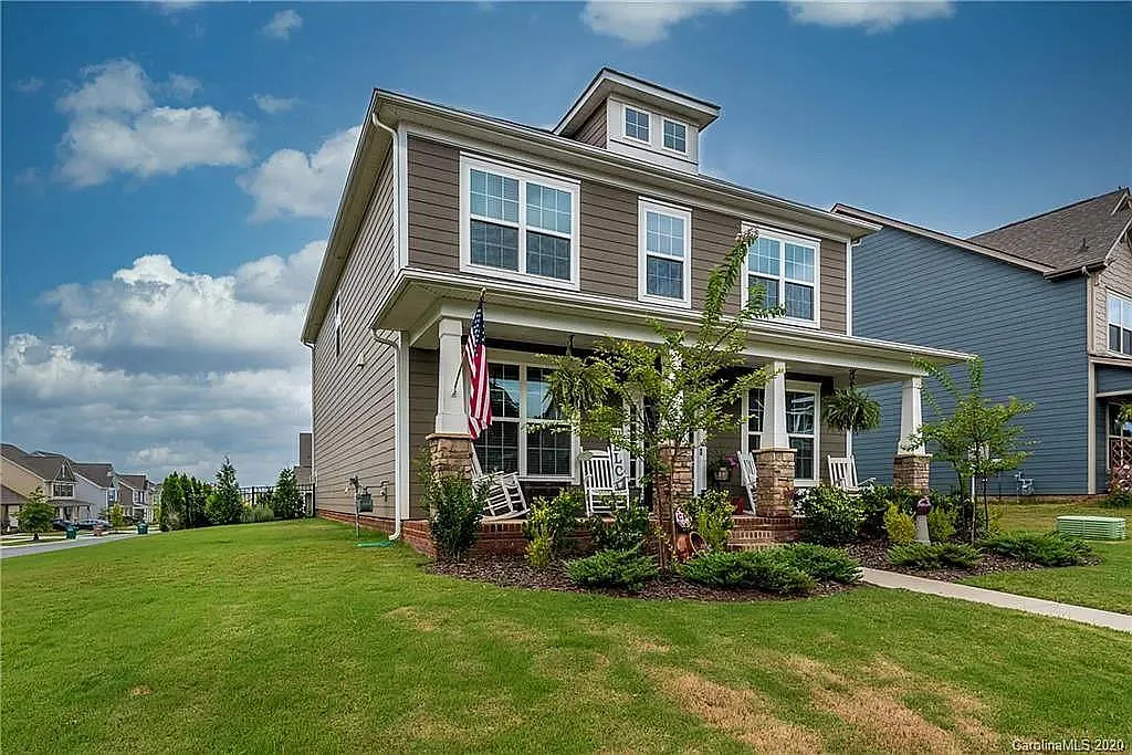 Building Photo - 4032 Silverwood Dr