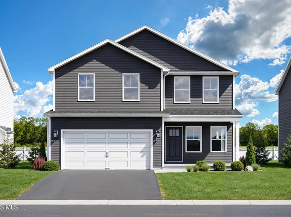 463 Cody Dr, Oregon, OH 43616