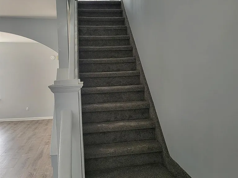 54 State St — Photo 7