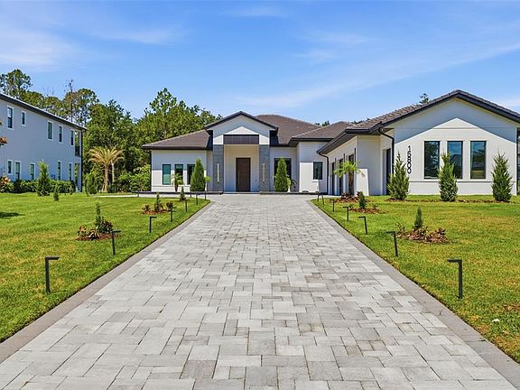 2nd image of 15800 PENDIO DRIVE