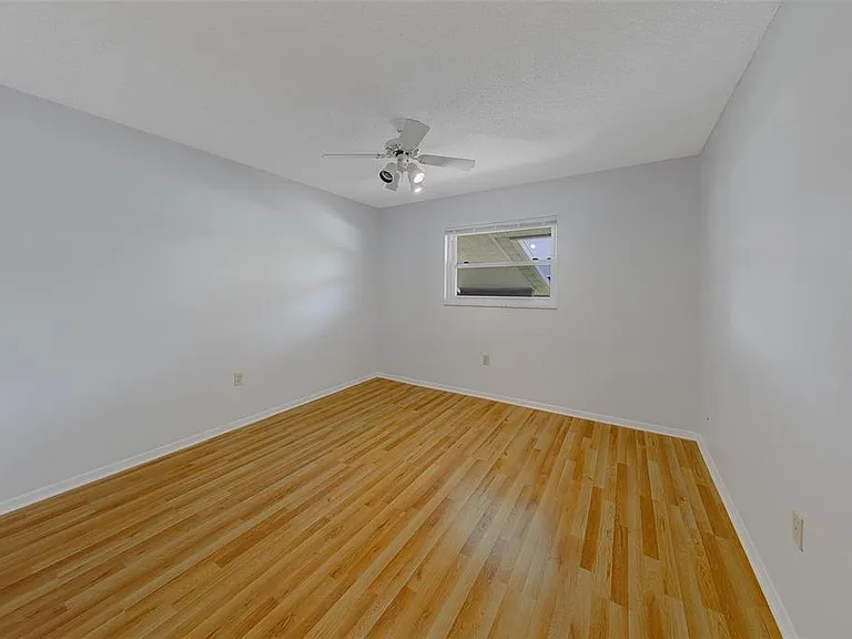 9881 113th St #215 — Photo 21