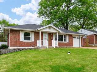 6612 Laconia Dr, Saint Louis, MO 63123