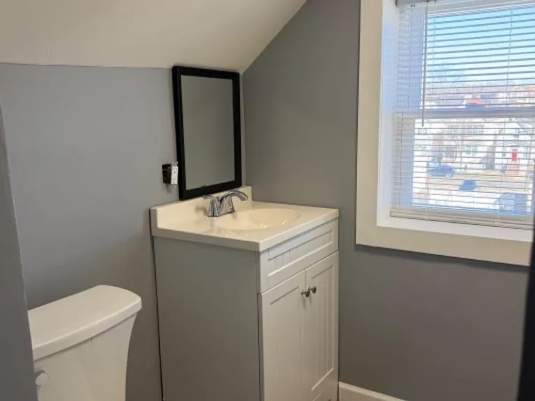 182 Pierre Ave — Photo 13