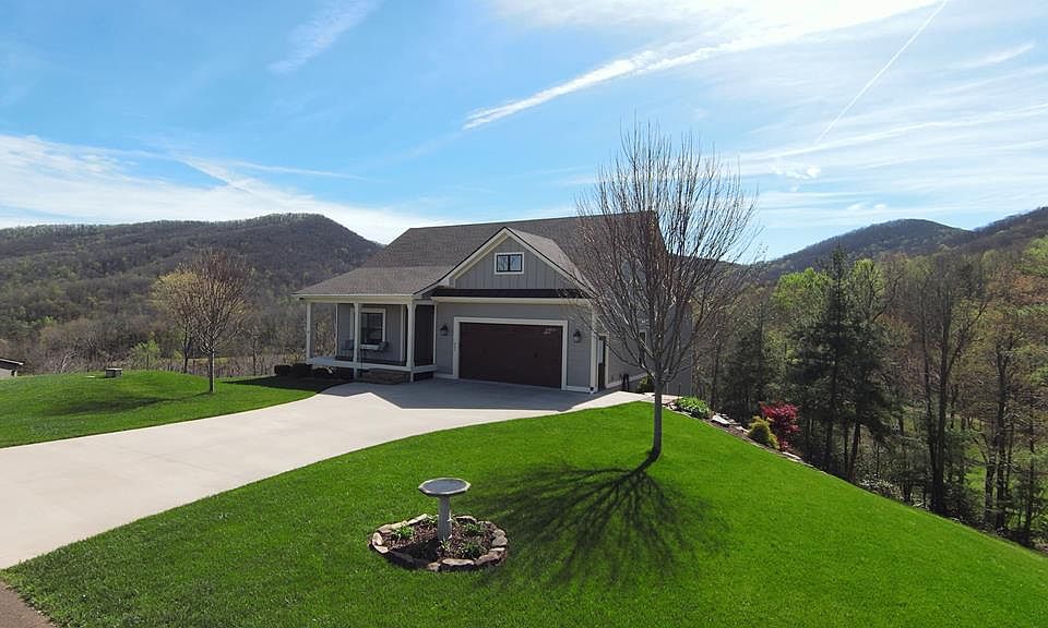 1st image of 463 Ivy Log Heights Rd
