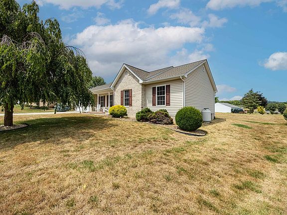 4th image of 10485 Whispering Pine Ln