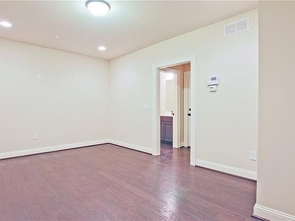 PICTURE REPRESENTATIVE OF FINISHED PRODUCT. FLEX SPACE STUDY