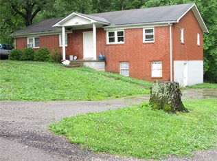 1122 Evelyn Drive, Radcliff, KY 40160