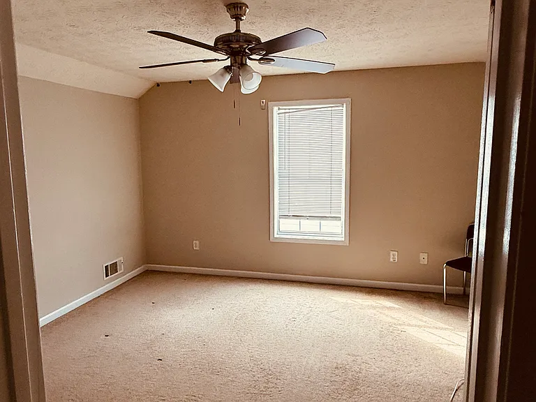4950 Pinehurst Cir #A — Photo 10